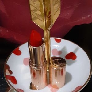 NWOT! 💄Charlotte Tilbury Lipstick